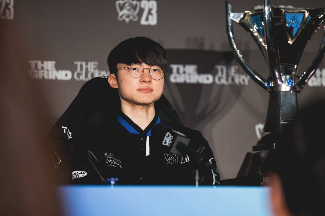 Faker was praised by Peanut, so we know how great the Demon King is 1